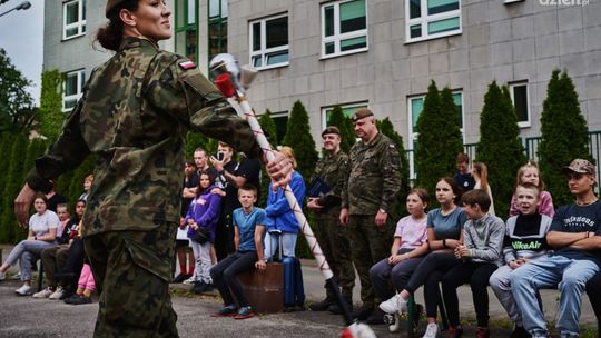 Świętowali Dzień Dumy z Munduru. Terytorialsi odwiedzili dom dziecka 
