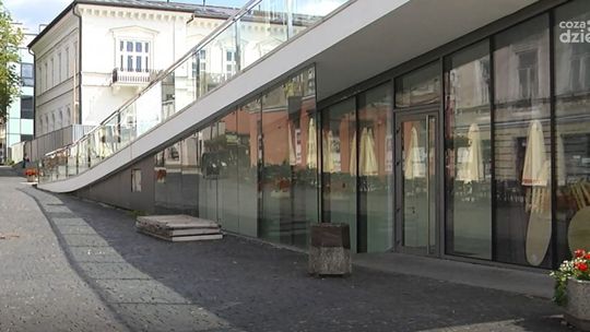 Szalet na fontannach znów będzie otwarty