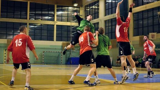 Szczypiorniści AZS UT-H lepsi po dramatycznej końcówce