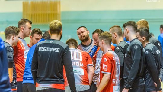 Szczypiorniści wracają po przerwie. Uniwersytet podejmie Anilanę