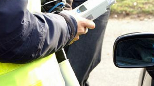 Sześć osób zginęło, zatrzymano 450 pijanych kierowców