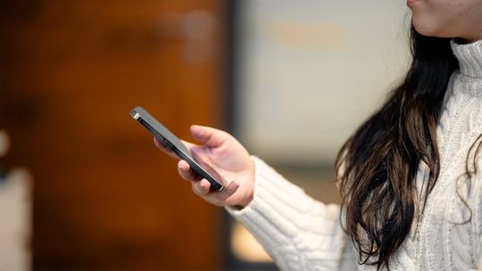 Szkło hartowane na Xiaomi 14T 5G - szukamy najlepszego zabezpieczenia ekranu