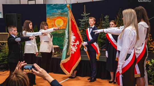 Szkoła w Bielisze zyskała patrona i sztandar