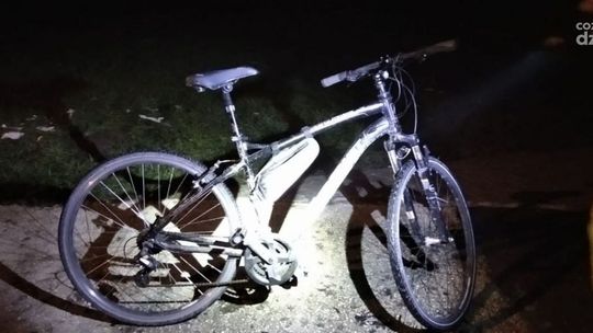 Szukali zaginionej 80-latki. Natrafili na łup