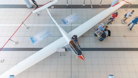 Szybowiec ponownie zawitał do Galerii Słonecznej