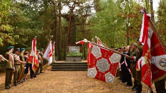 Szydłowiec. 75 rocznica bitwy pod Ciechostowicami