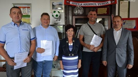 Szydłowiec. Kluby sportowe z dotacjami