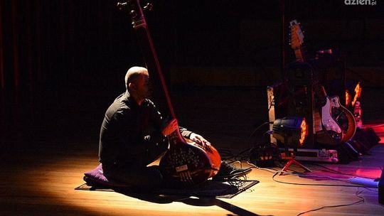 SZYDŁOWIEC. Muzyczny spektakl