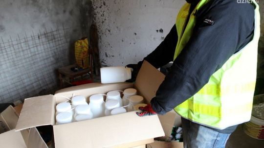 Szydłowiec. Policja zlikwidowała laboratorium narkotykowe - zdjęcia i wideo