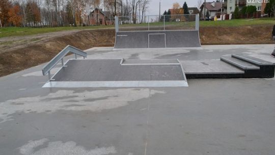 Szydłowiec. Skatepark po odbiorach