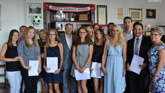 Szydłowiec. Stypendia dla najzdolniejszych przyznane