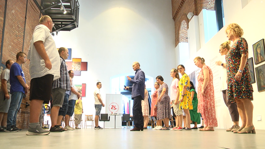 Tańczą w Elektrowni 