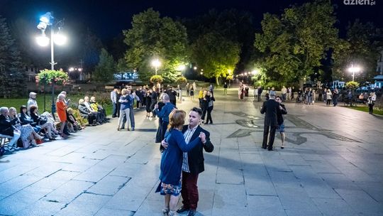 Tangowa dwudniuffka w Łaźni