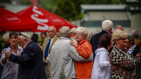 Taniec pod gwiazdami nad zalewem na Borkach