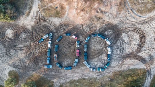 Team 4x4 Radom w wyjątkowy sposób świętował niepodległość (zdjęcia)