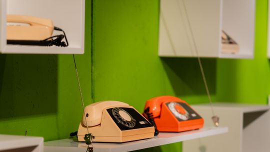 Telefony, telefony... Telefony, telefony...