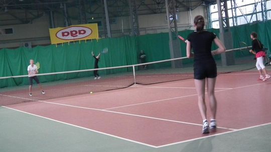 "Tenis 10"  na hali sportowej Aga