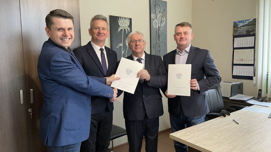 Teren dawnej siedziby Komendy Policji w Zwoleniu przekazany starostwu