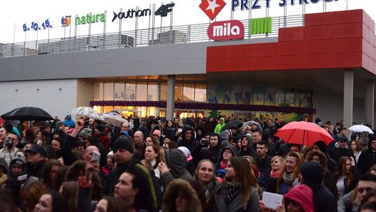 Tłumy na otwarciu Centrum Handlowego przy Struga