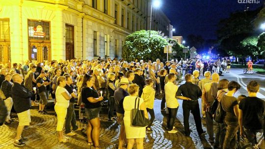 Tłumy radomian przed sądem