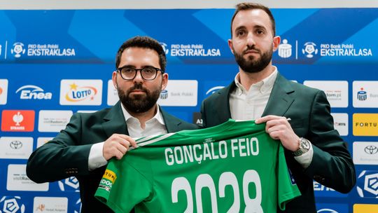 To już oficjalne - Goncalo Feio nowym trenerem Radomiaka Radom! To już oficjalne - Goncalo Feio nowym trenerem Radomiaka Radom!