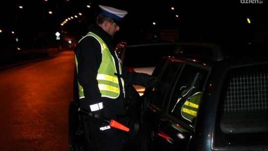 To prawdziwa plaga. Kolejni pijani kierowcy. Jeden miał 4 promile