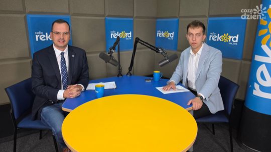 Tokarski: odwlekanie wejścia w życie ustawy "Lex Szarlatan" uważam za skandal