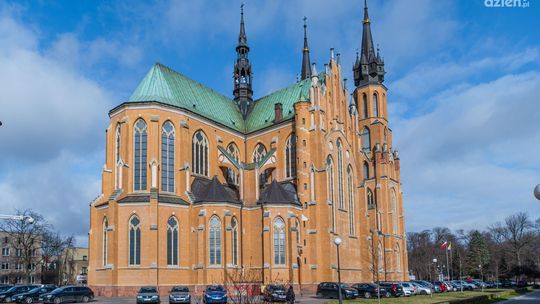 Transmisja mszy świętej z katedry