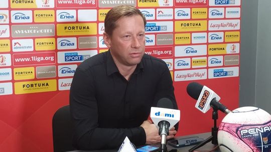 Trener Dariusz Banasik otrzymał czerwoną kartkę i ocenił mecz