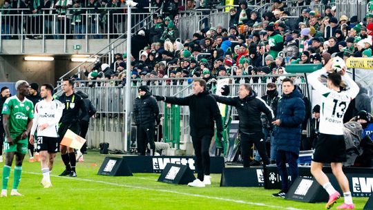 Trener Radomiaka Radom skrytykował sędziów po meczu z Rakowem Częstochowa