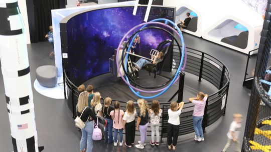 Trening Kosmonauty we Flyporcie. Kosmiczna misja dla młodych odkrywców