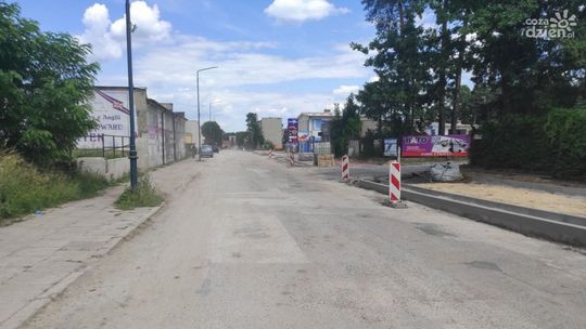 Trwa przebudowa ulic Słowackiego i Krzywej w Pionkach. Wkrótce koniec inwestycji
