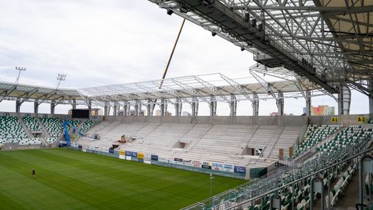 Trybuny stadionu przy Struga mogą być gotowe już na listopad. Jest wykonawca sektora gości
