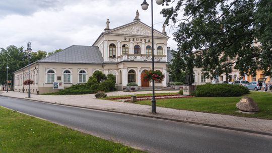 Trzy artystyczne drogi, jedna wystawa