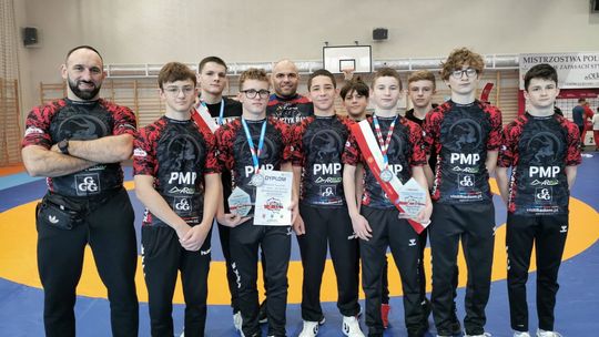 Trzy medale zapaśników Olimpijczyka Radom w Janowie Lubelskim