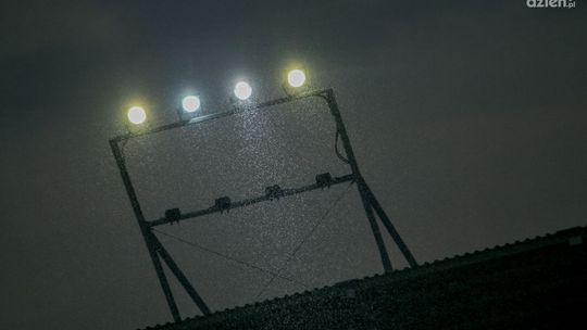 Trzy oferty na modernizację oświetlenia na stadionie przy Narutowicza 