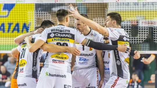 Trzy punkty Cerradu Enei Czarnych na trudnym terenie! Radomianie pokonali w Zawierciu 3:1 Aluron Virtu CMC