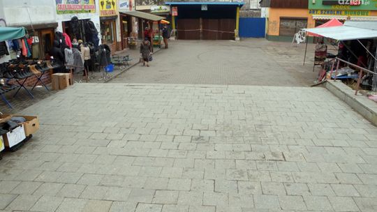 Tunel zamknięty, a kupcy bankrutują