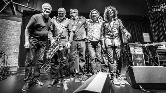 Tuzy jazzu w Amfiteatrze, czyli Walk Away & Eric Marienthal