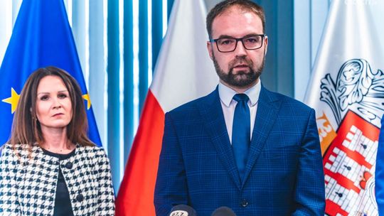 Tyczyński: - Musieliśmy wydać zgodę na montaż ławeczki