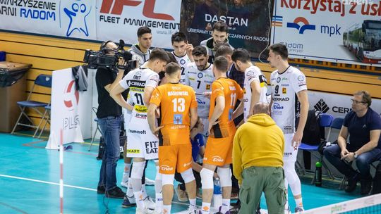 Tylko jeden set w Rzeszowie. Cerrad Enea Czarni przegrali z Asseco Resovią