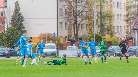 Tymex Liga Okręgowa: starcie na szczycie w Kozienicach
