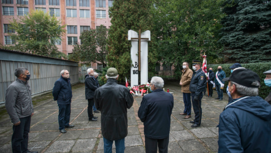 Uczcili pamięć zamordowanych pracowników Fabryki Broni