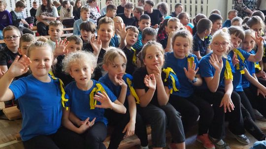 Uczniowie PSP nr 17 w Radomiu świętowali Dzień Europy