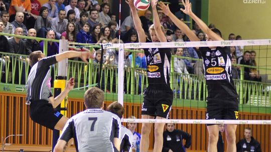 Udany debiut Czarnych Radom w hali MOSIR-u