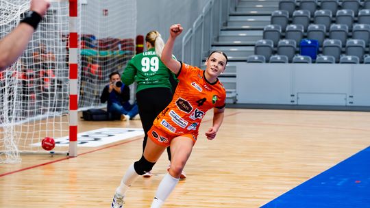 Udany debiut w Radomskim Centrum Sportu - Elmas-KPS APR pokonał Pogoń Szczecin