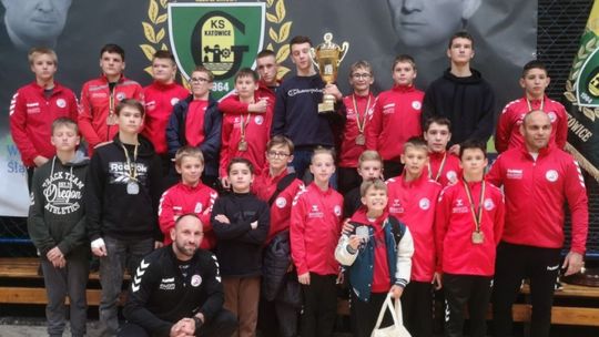 Udany start zapaśników Olimpijczyka Radom w Katowicach