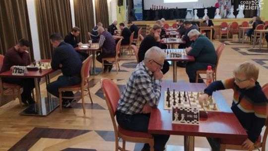 Udany turniej szachowy w Pionkach
