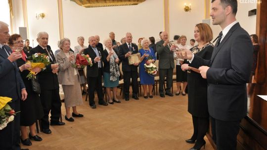 Uhonorowani za długoletnie pożycie