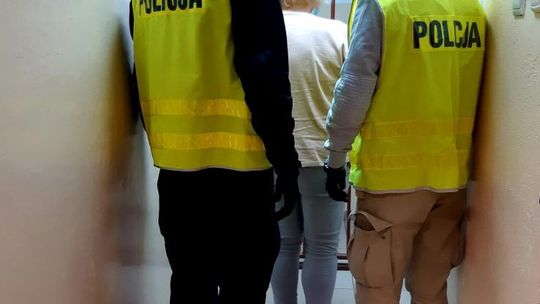 Ukrywała się od 15 lat. Złapali ją kozieniccy policjanci
